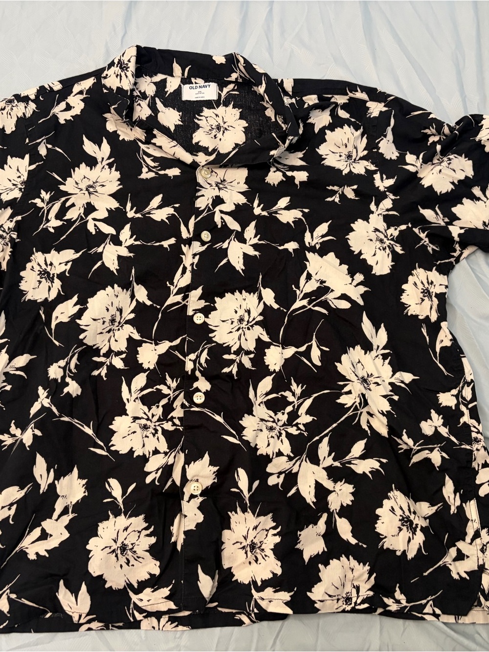 Old Navy Black and Cream Floral Button-Down Shirt